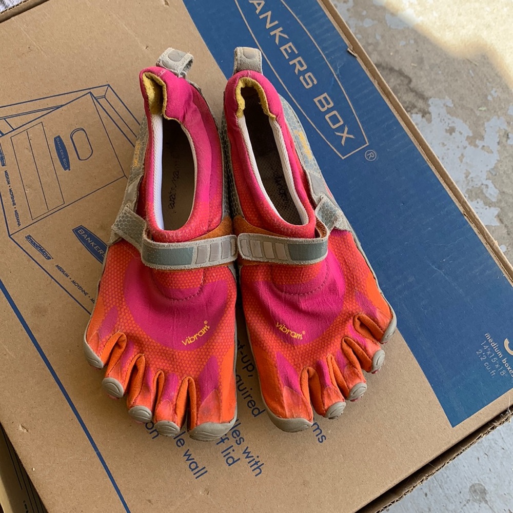 Vibram woman’s shoes